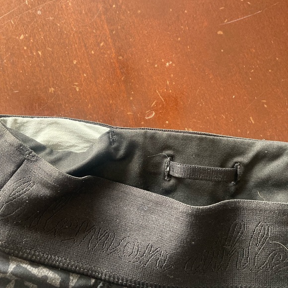 Lululemon shorts - Picture 3 of 4